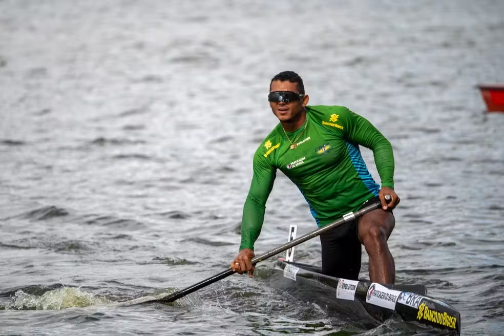 Isaquias Queiroz vence o C1 500m e é pentacampeão mundial na Polônia