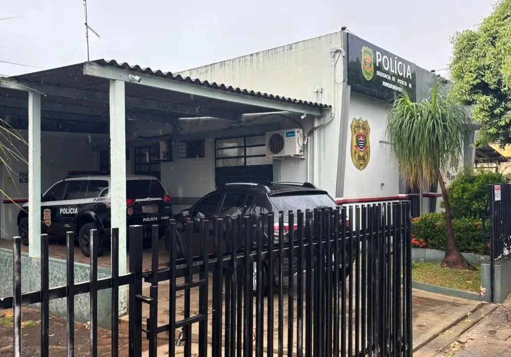 Mulher condenada por furto é presa em Junqueirópolis durante cumprimento de mandado