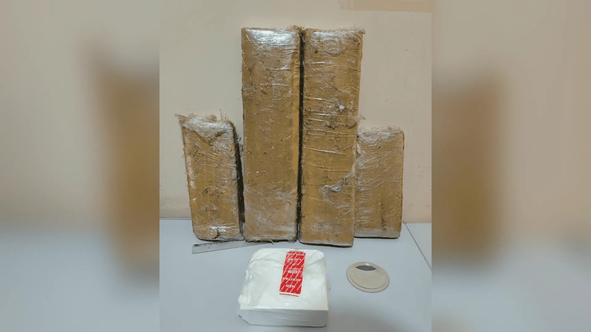 Dois homens são presos por tráfico de drogas na Rodovia Homero Severo Lins, em Rancharia