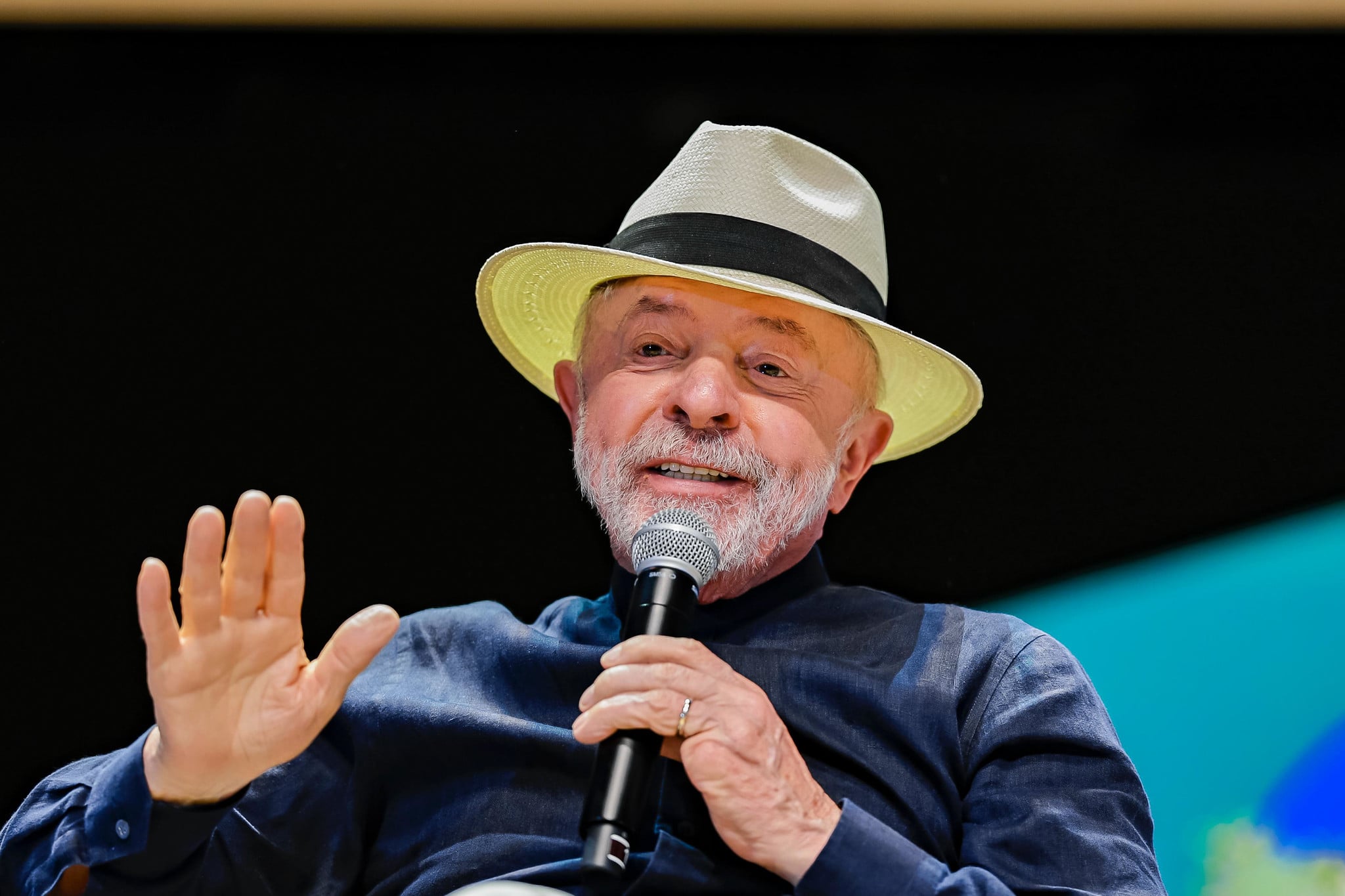 PoderData: 50% reprovam desempenho pessoal de Lula e 51% o governo