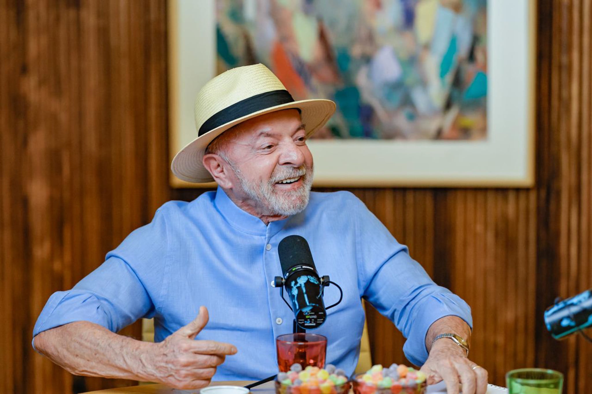 Lula sanciona lei que reduz tributos sobre combustíveis e mantém 'jabutis' do Congresso