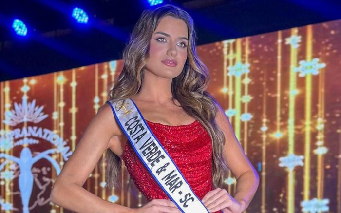 Itajaiense Camilly Ceccon assume coroa de Miss Brasil Supranational após destituição de vencedora