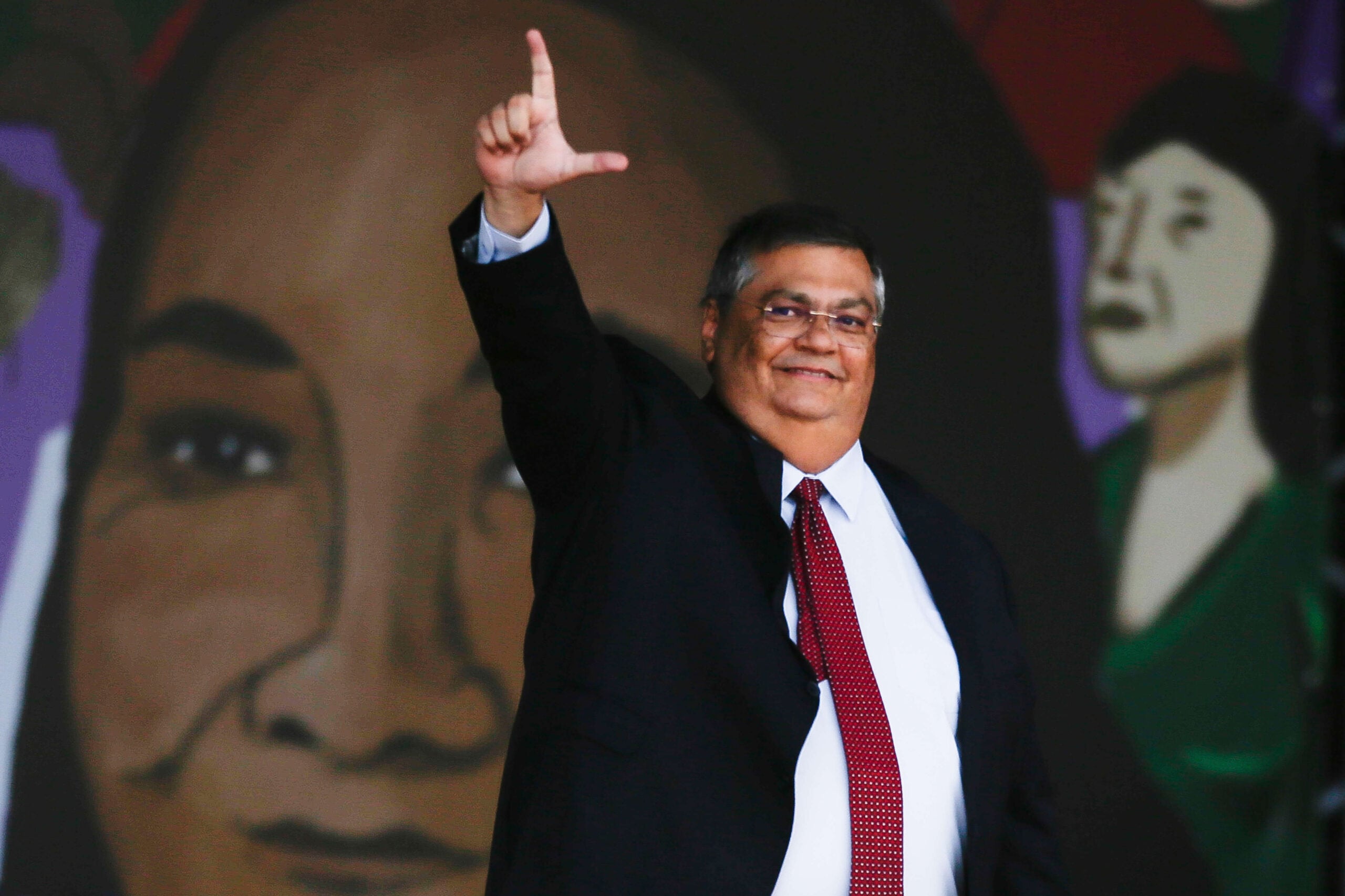 Dino libera a PF para usar provas sobre produtora de Dark Horse