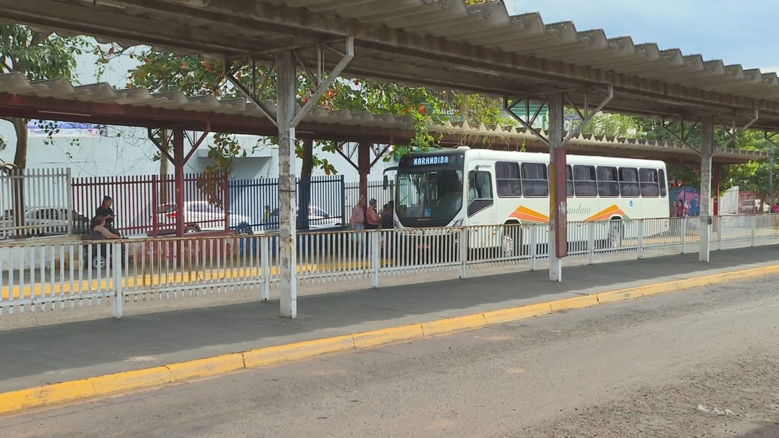 Idoso de 70 anos é preso após agredir mulher que o orientou sobre fila preferencial em Presidente Prudente