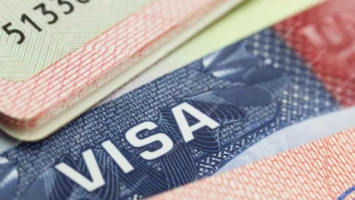 Governo americano prepara revogação em massa de até 200 mil vistos de turismo e negócios
