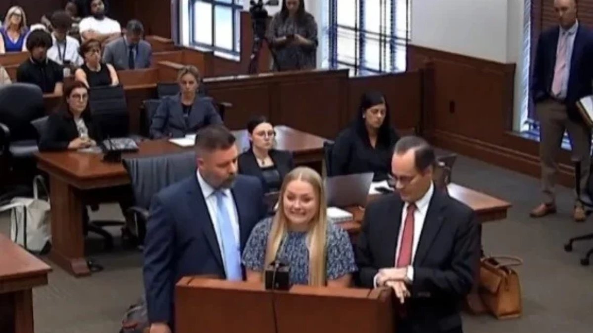 Ex-animadora de torcida se declara culpada pela morte de recém-nascido no Kentucky