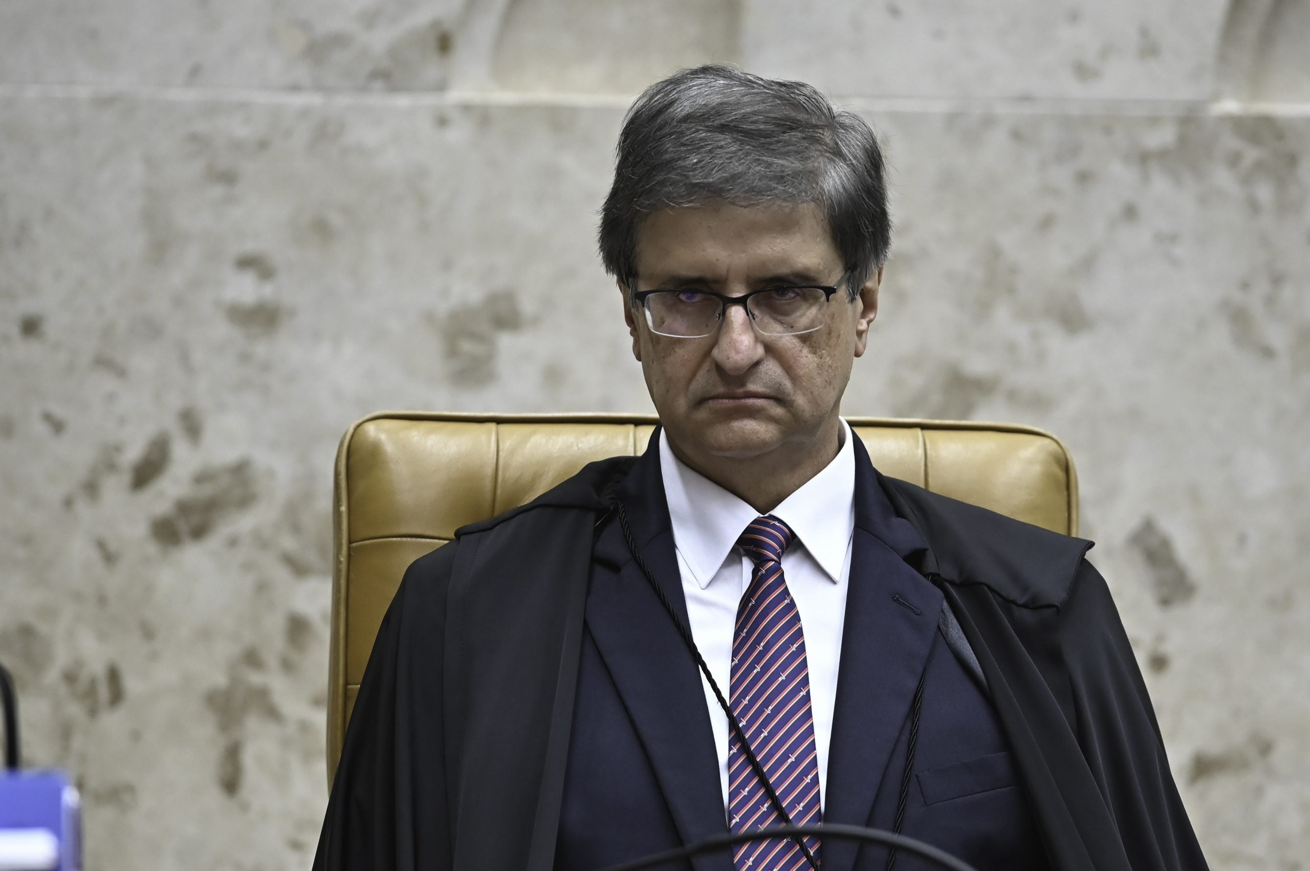 PGR pede envio de inquéritos contra Lulinha à primeira instância