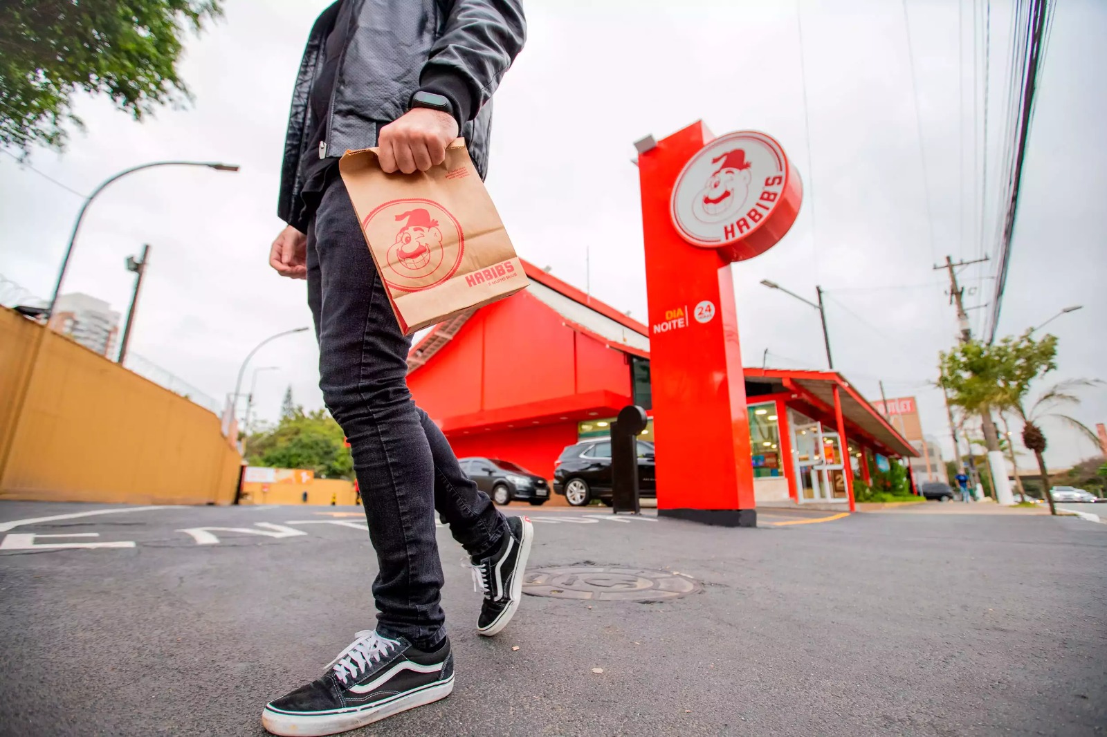 Grupo Habib’s, controlador de Habib’s, Ragazzo e Tendl, entra em recuperação judicial com dívida de R$ 265 milhões