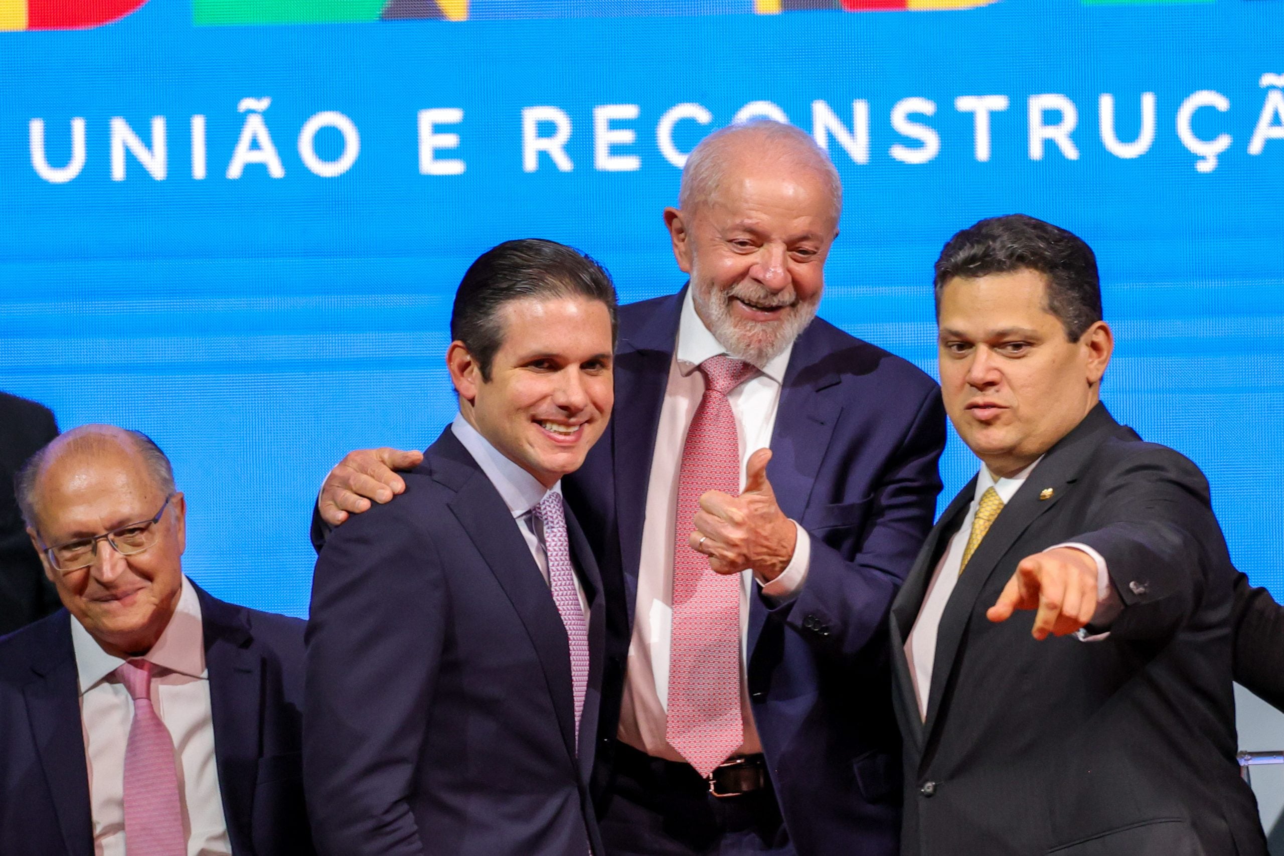 Comissão da 'MP das Blusinhas' votará relatório na segunda após acordo com Lula