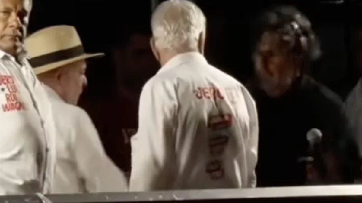 Lula grita com fotógrafo em comício na Bahia e enfrenta protesto de petistas em BH
