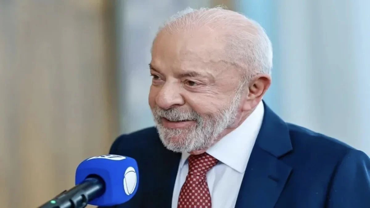 Domingo Espetacular tem segundo pior público do ano com entrevista de Lula