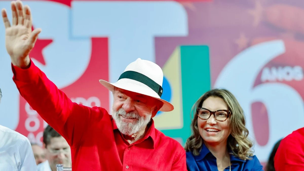 Lula chama Janja de Marisa durante ato com mulheres em BH