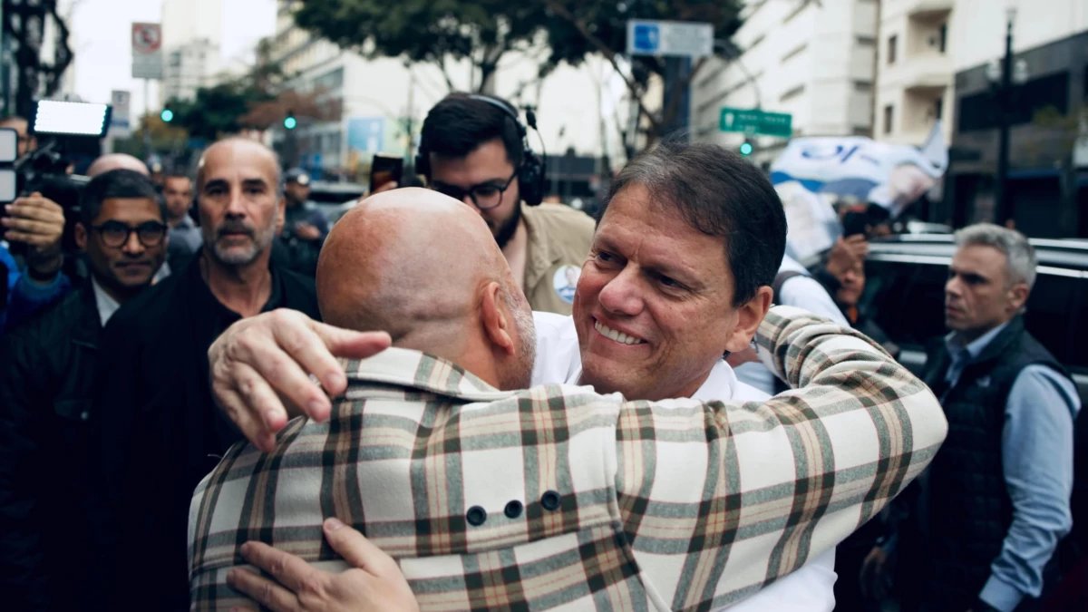 Datafolha: 20% dos eleitores do PT preferem Tarcísio a Haddad em SP