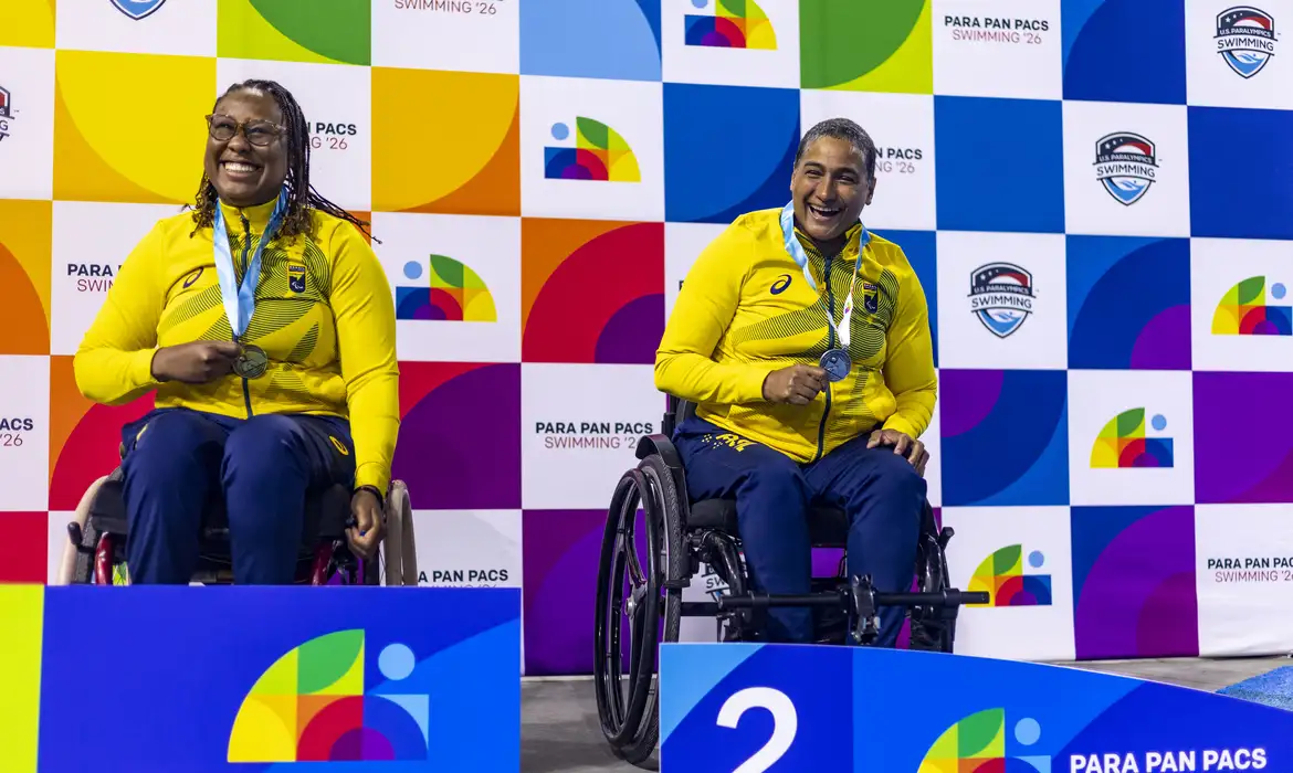 Brasil estreia no Parapan-Pacífico de natação com dois ouros, duas pratas e recorde