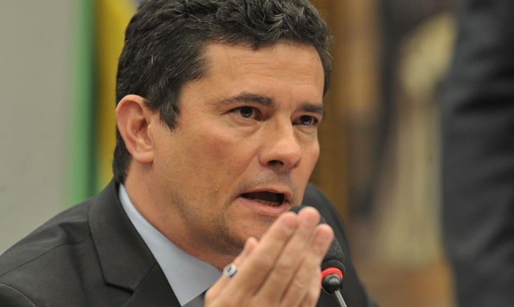 Sergio Moro pede R$ 100 mil a ex-juíza que o acusou de agressão; conciliação em setembro