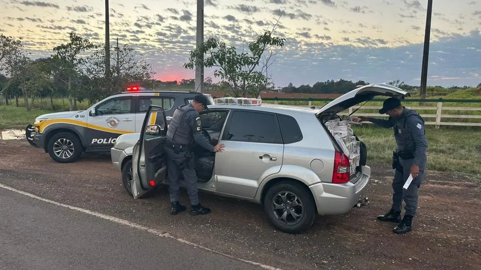 Apreendidos 15 mil maços de cigarros contrabandeados do Paraguai em Santo Anastácio