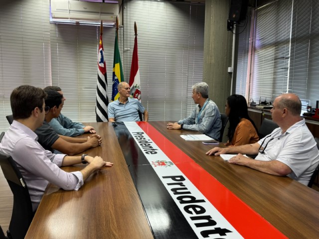 Tupã recebe diretoria da Sabesp, que anuncia R$ 10 mi em ligações de água em chácaras