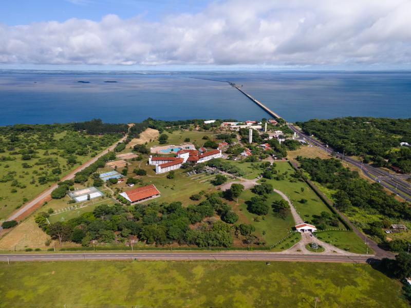 Hotel Sesi Epitácio prepara pacote do feriado da Independência com lazer às margens do Rio Paraná