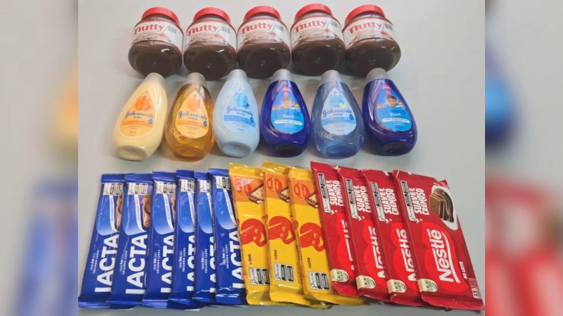 Mulher de 55 anos é presa em flagrante por furtar chocolates e produtos de higiene em supermercado de Presidente Prudent