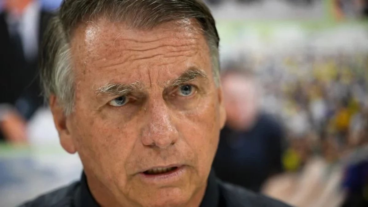 Defesa de Bolsonaro pede a Kassio Nunes Marques suspensão de pena por trama golpista