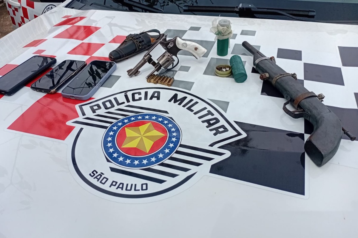 Operação policial em Osvaldo Cruz e Salmourão termina com três detidos e armas apreendidas