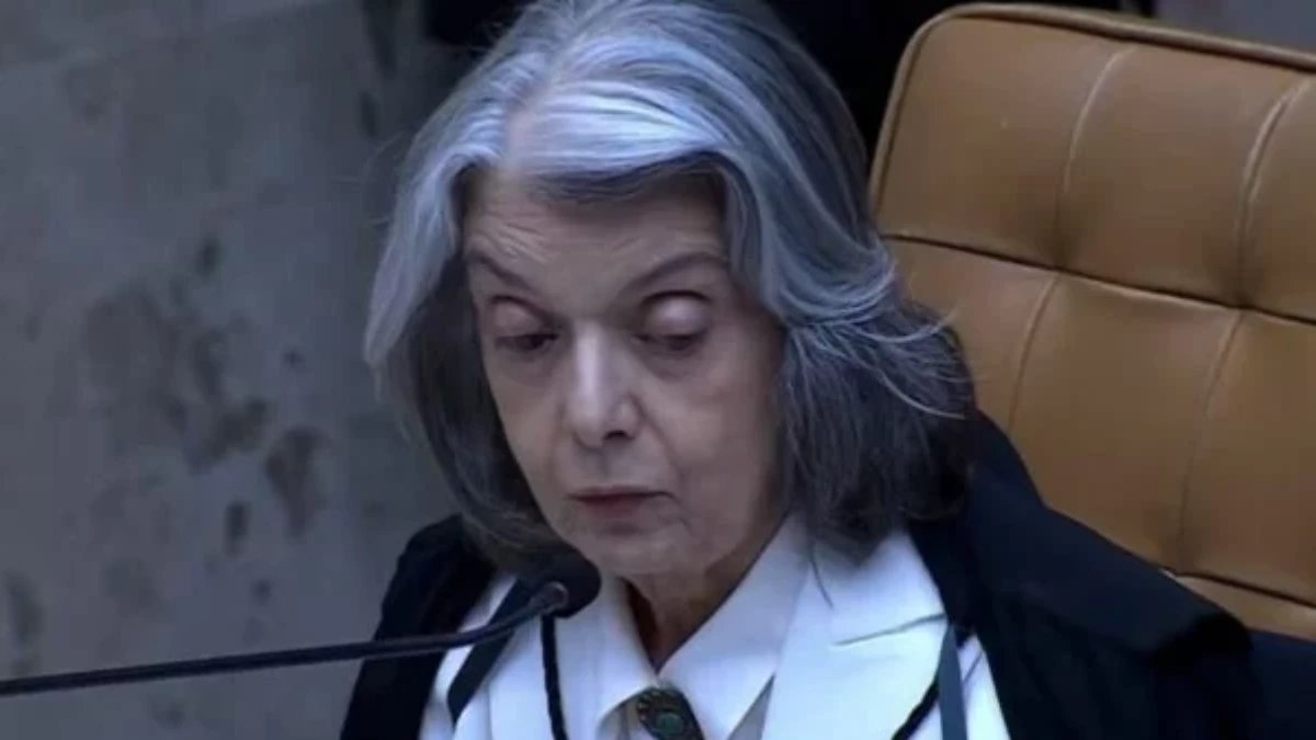 Cármen Lúcia diz sentir vergonha ao votar em julgamento sobre mensagens de Vorcaro a Moraes
