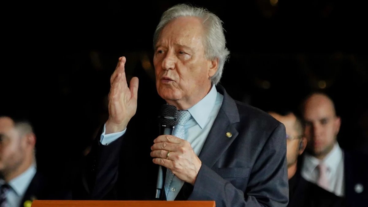 Celular de Vorcaro mostra ida a posse de Lewandowski e trocas sobre contrato com filho do ministro