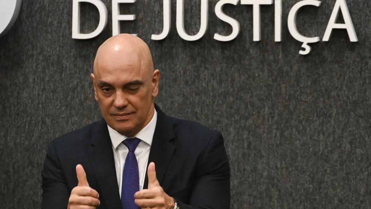 Banqueiro ordenou 'experiência completa' para Moraes em hotel de luxo, dizem mensagens da PF