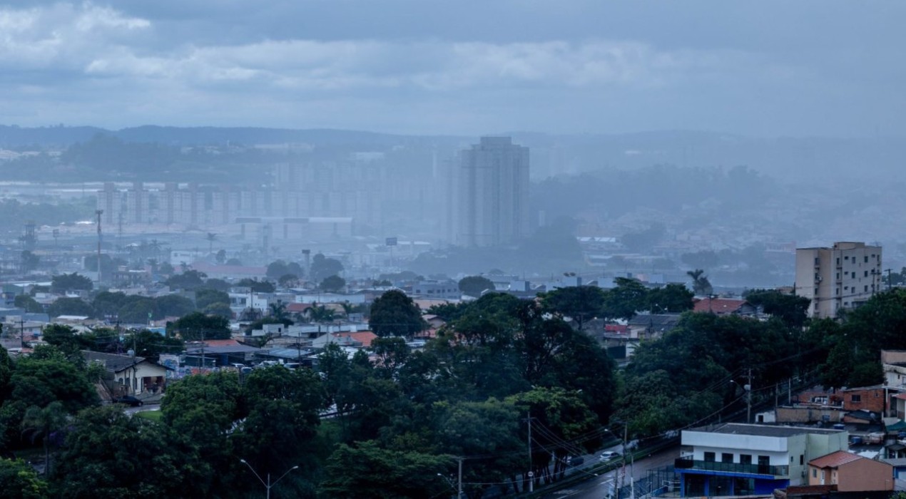 Defesa Civil de SP emite alerta para chuvas fortes, raios e ventania no interior de SP