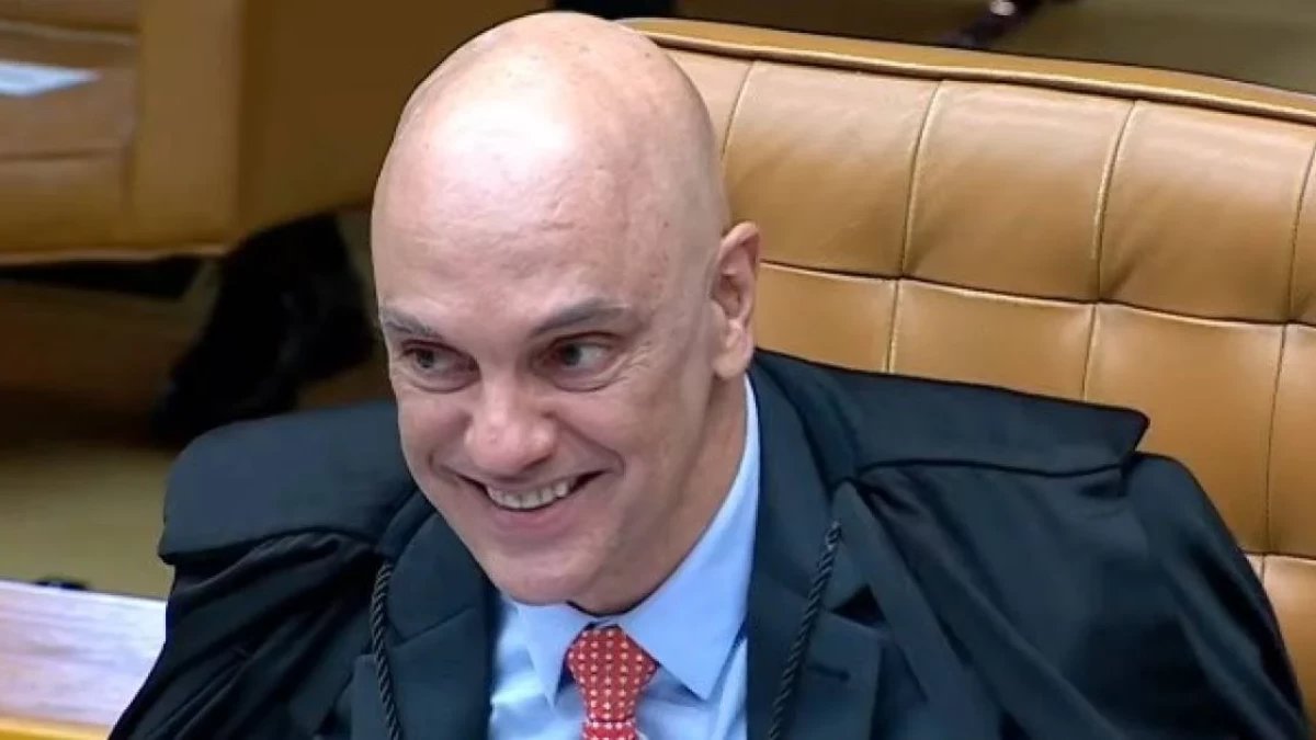 Risos e piadas marcam sessão do STF e contrastam com gravidade institucional