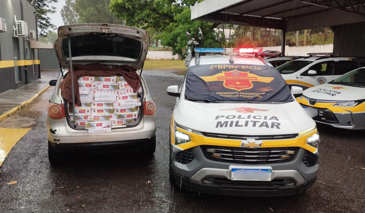 Motorista deixa carro com 17,5 mil maços de cigarros contrabandeados na SP-425 e foge para mata