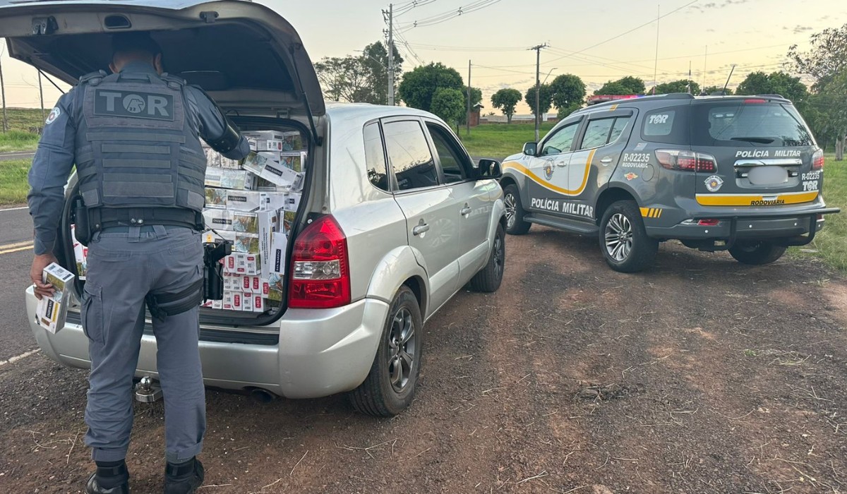 Polícia apreende 15 mil maços de cigarros contrabandeados e prende motorista na SP-270