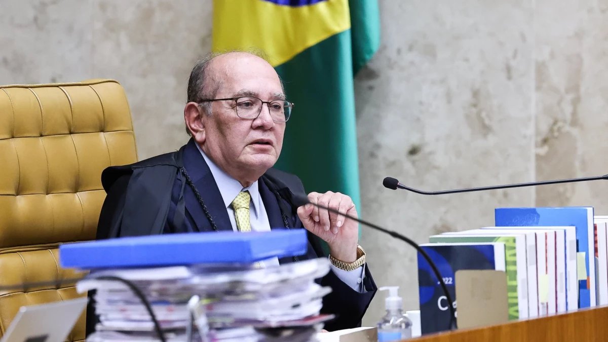 Gilmar Mendes pede que PF entregue dados do celular de Vorcaro aos gabinetes do STF