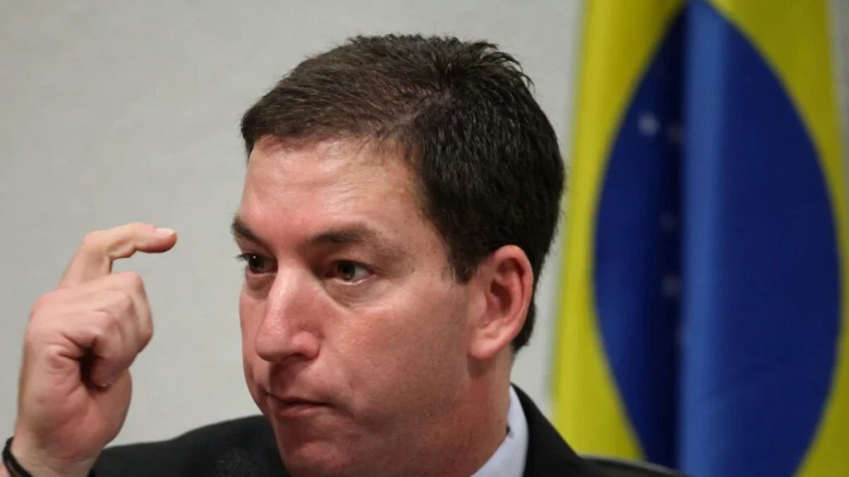 Glenn Greenwald acusa Alexandre de Moraes de interferir nas eleições de 2022 com censura