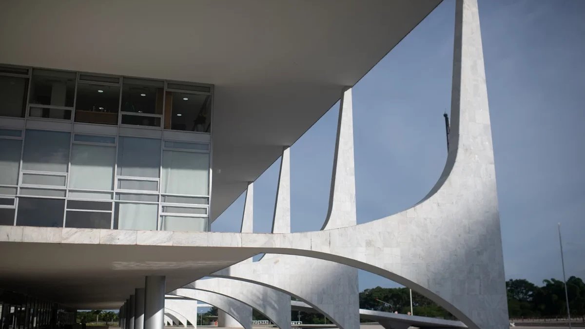 Empresário apontado como ‘homem da mala’ de Vorcaro visitou o Planalto em janeiro de 2024