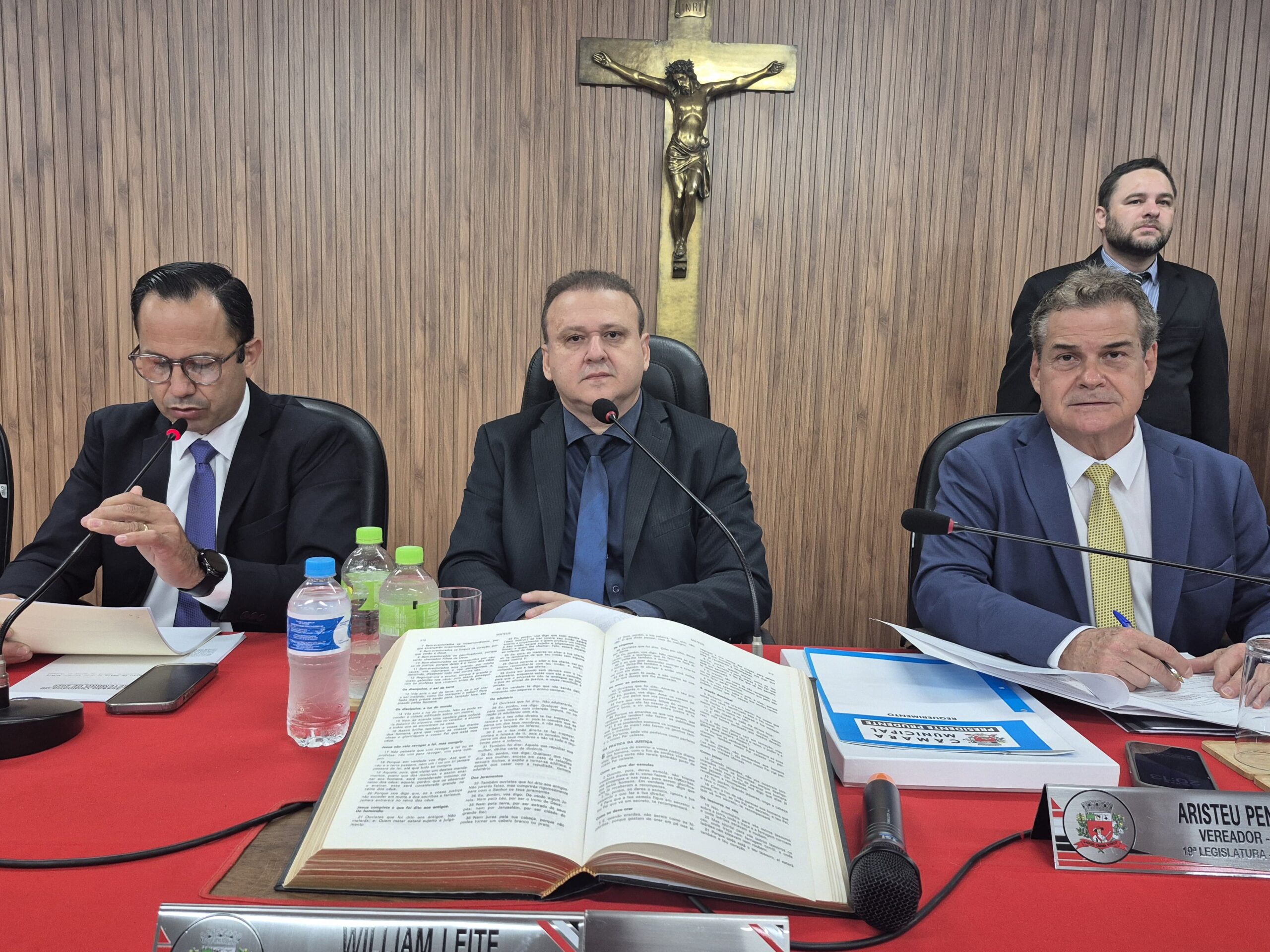 Vereadores aprovam 06 Projetos em Sessão Ordinária nesta segunda-feira (28)