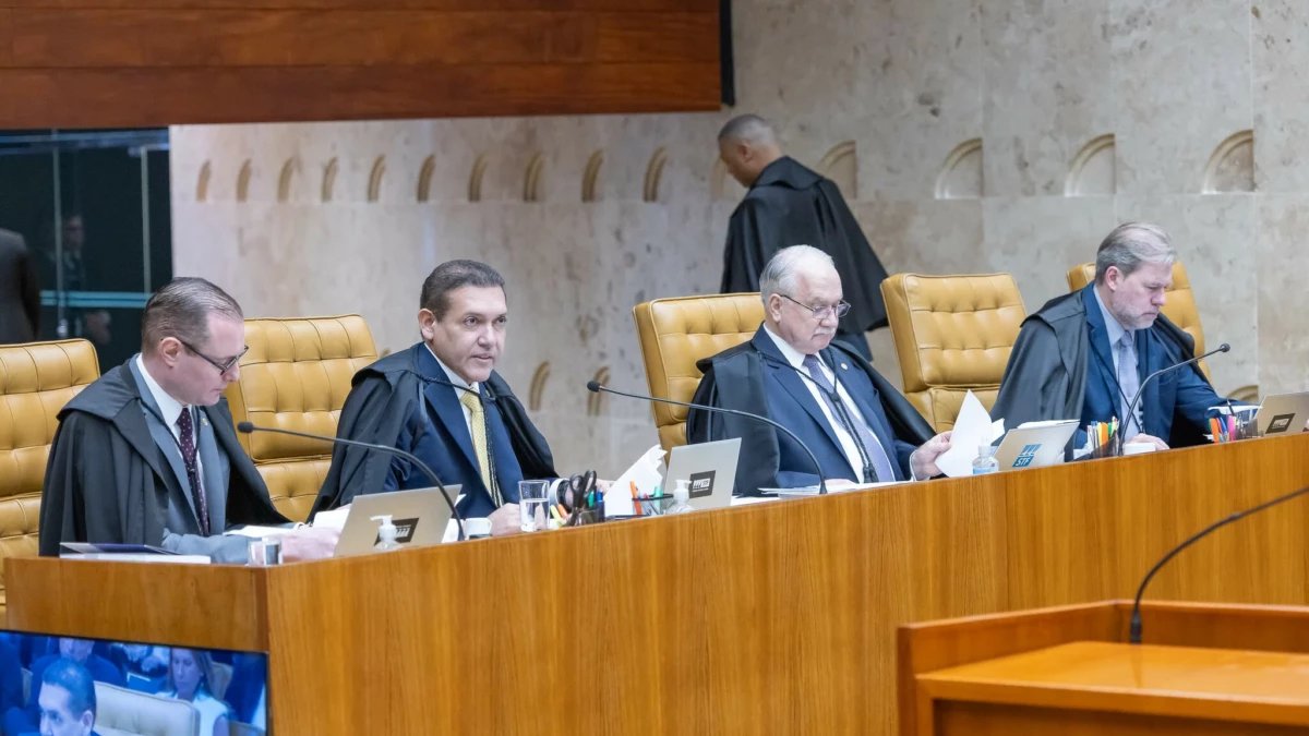 Kassio Nunes Marques leva a Fachin discussão sobre decisões de Dino e Gilmar no TSE