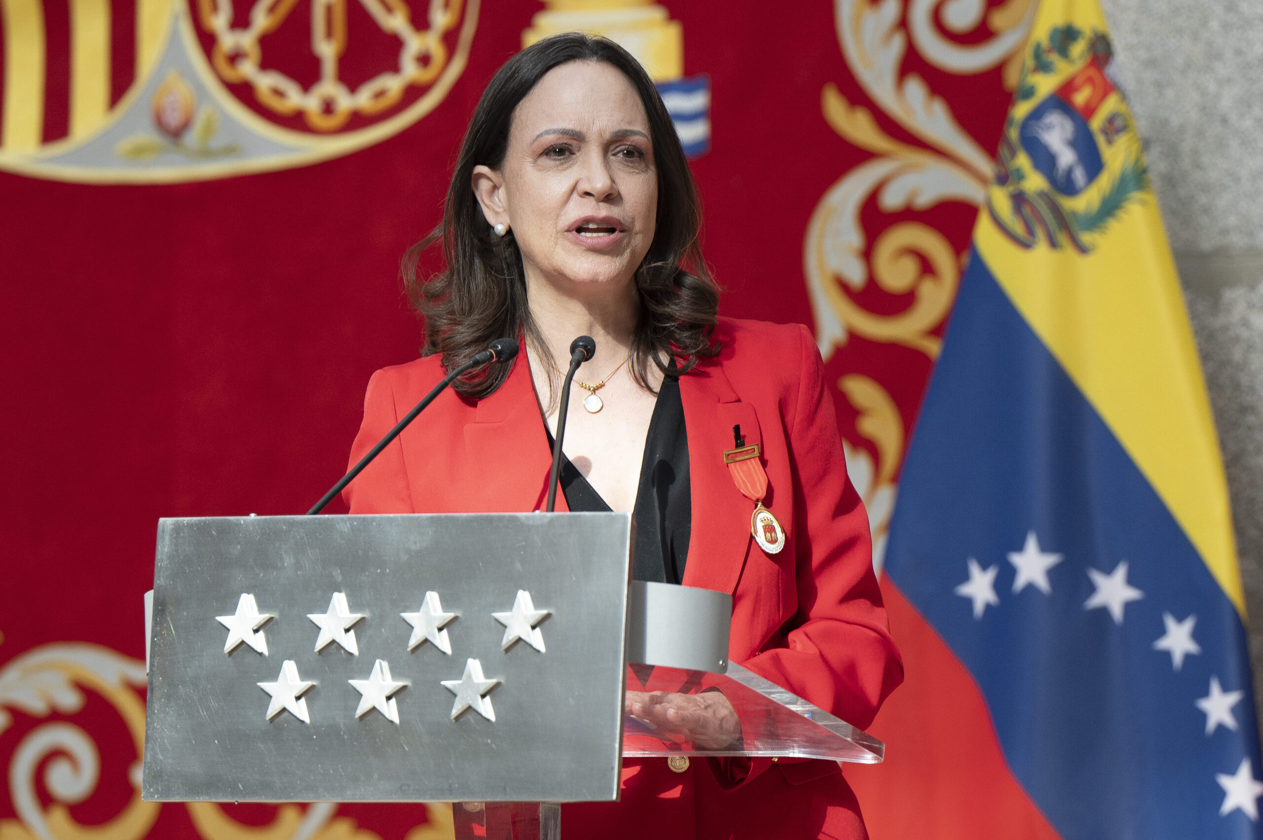 María Corina Machado é barrada em três tentativas de voltar à Venezuela