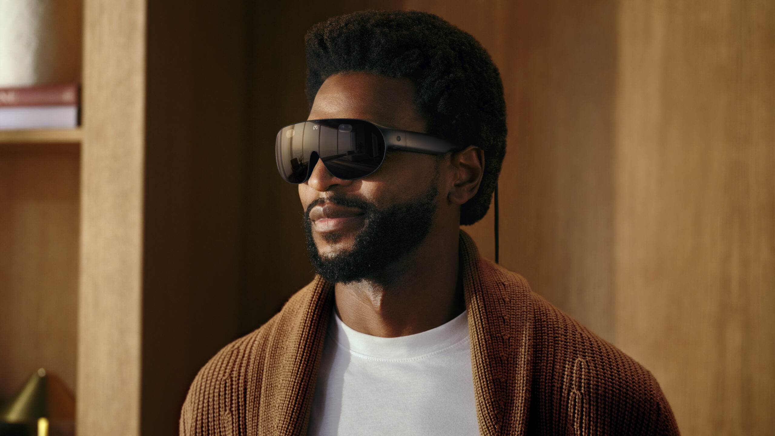 Meta anuncia óculos com realidade virtual e terceira geração da linha Ray-Ban com IA