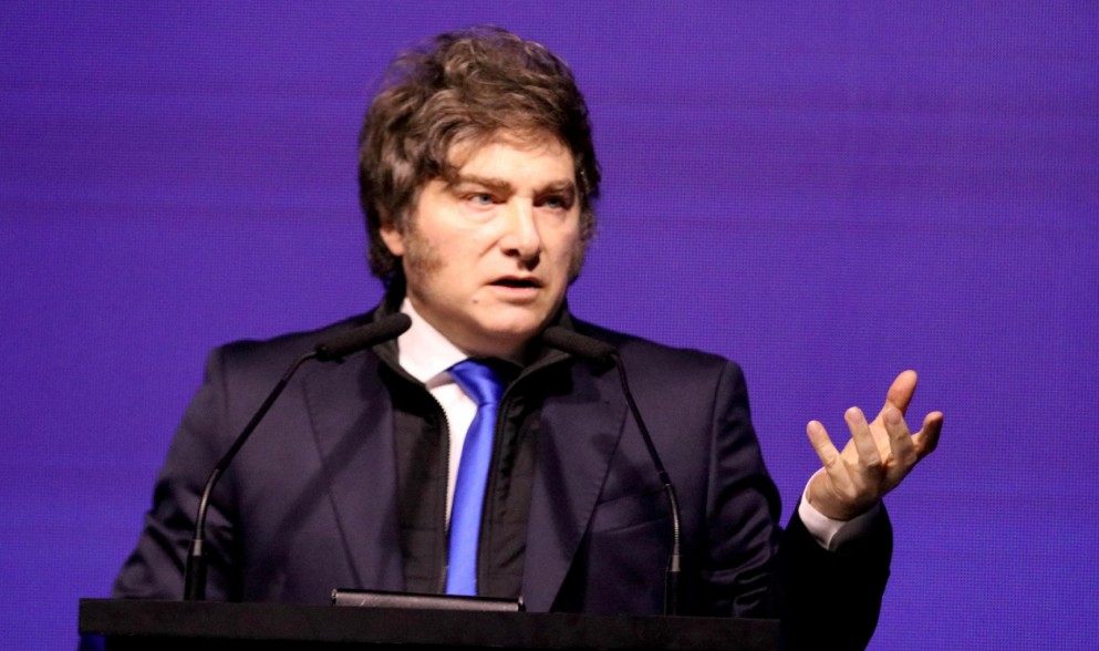 Milei critica política fiscal do Brasil e volta a atacar Lula