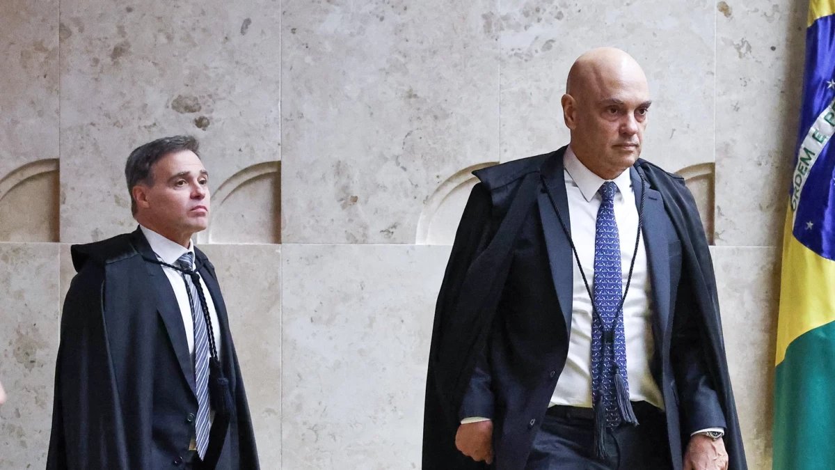Moraes pede à PF relatórios sobre Mendonça na data em que mensagens de Vorcaro vêm a público