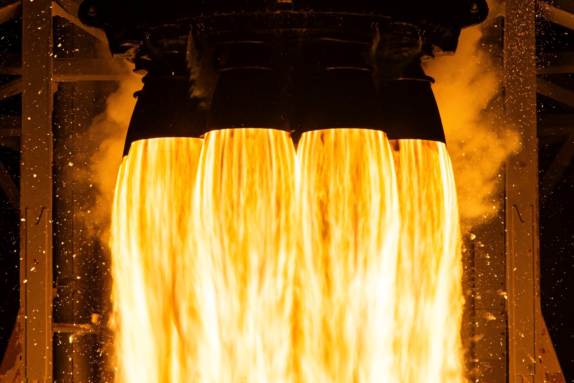SpaceX lança Starship em missão para dar volta completa ao redor da Terra