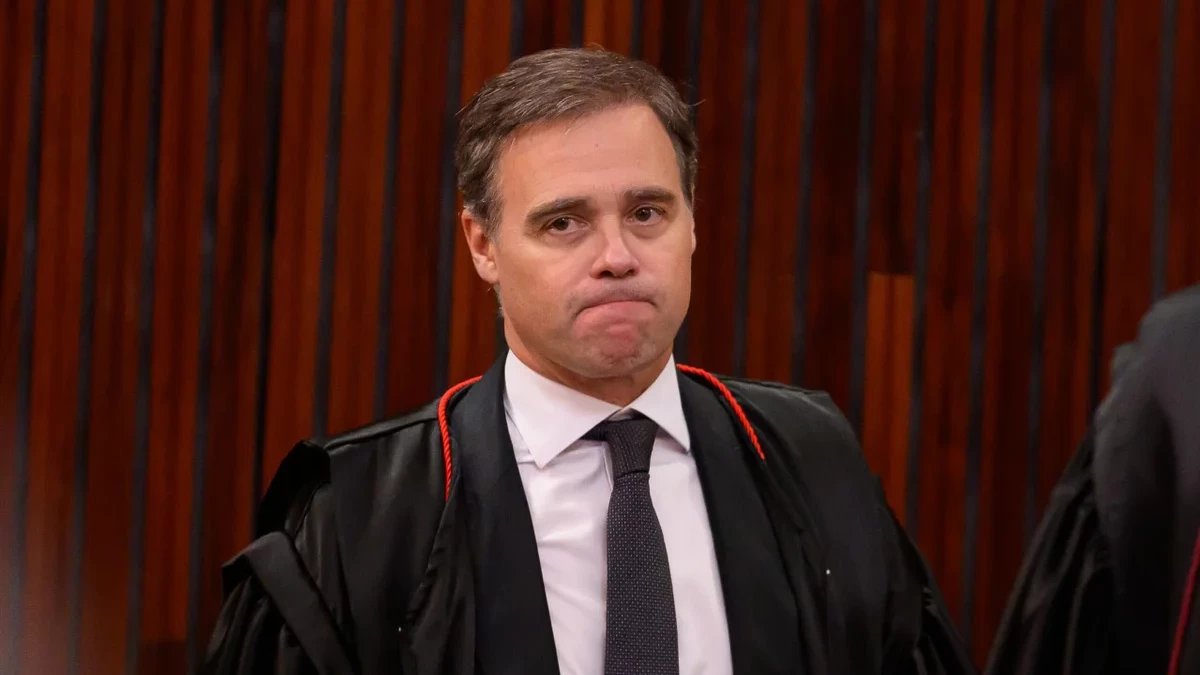 OAB do DF aprova pedidos de impeachment contra Moraes e Toffoli