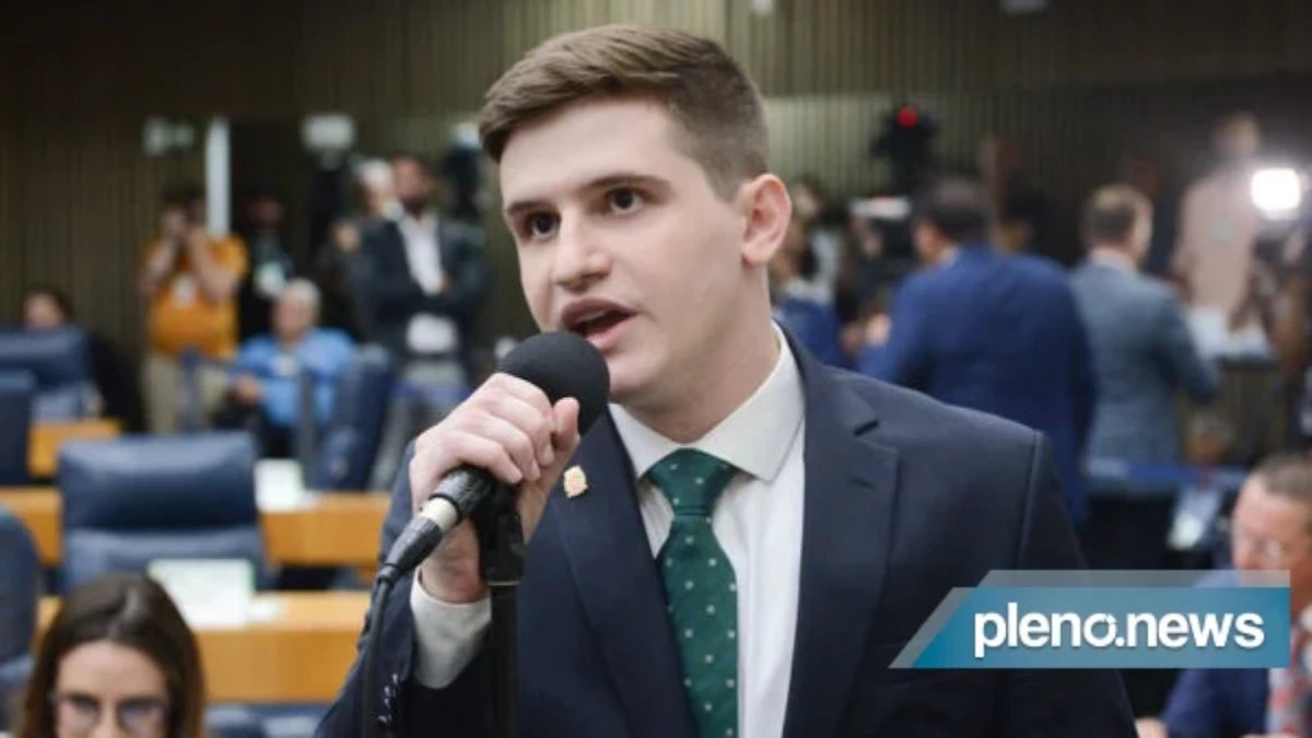 TRE-SP reforma sentença e libera vídeo em que Pavanato cita Erika Hilton