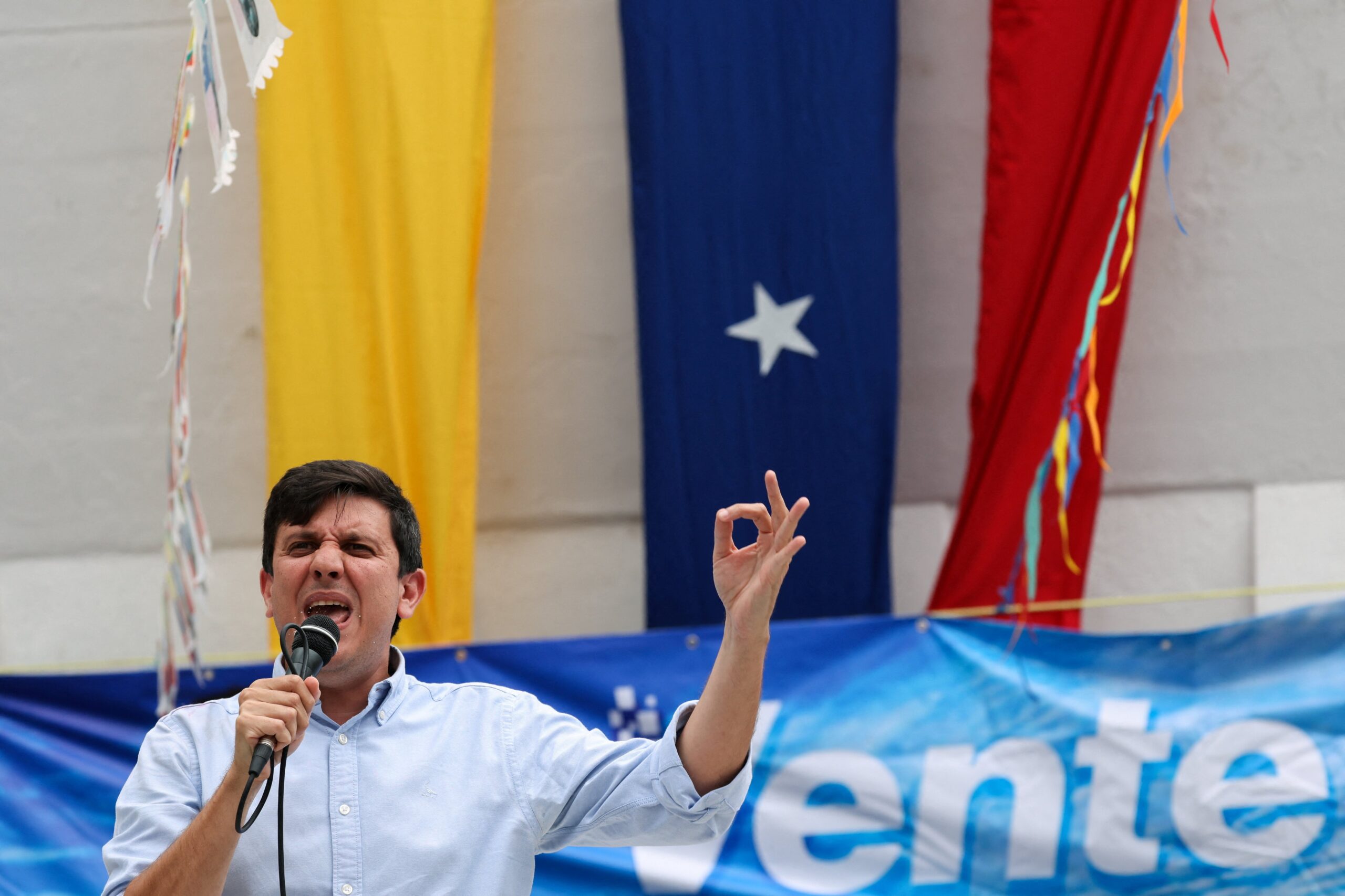 Ativista Jesús Armas relata tortura e isolamento em El Helicoide até ser libertado na Venezuela