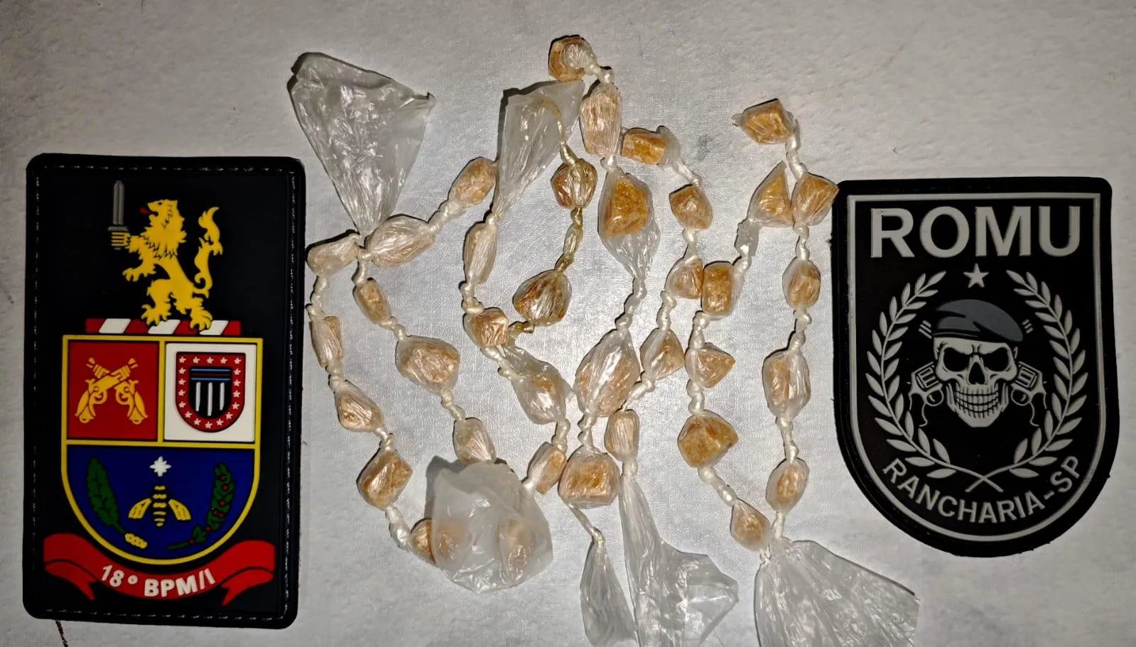 Mulher de 22 anos é presa com 37 pedras de crack em Rancharia