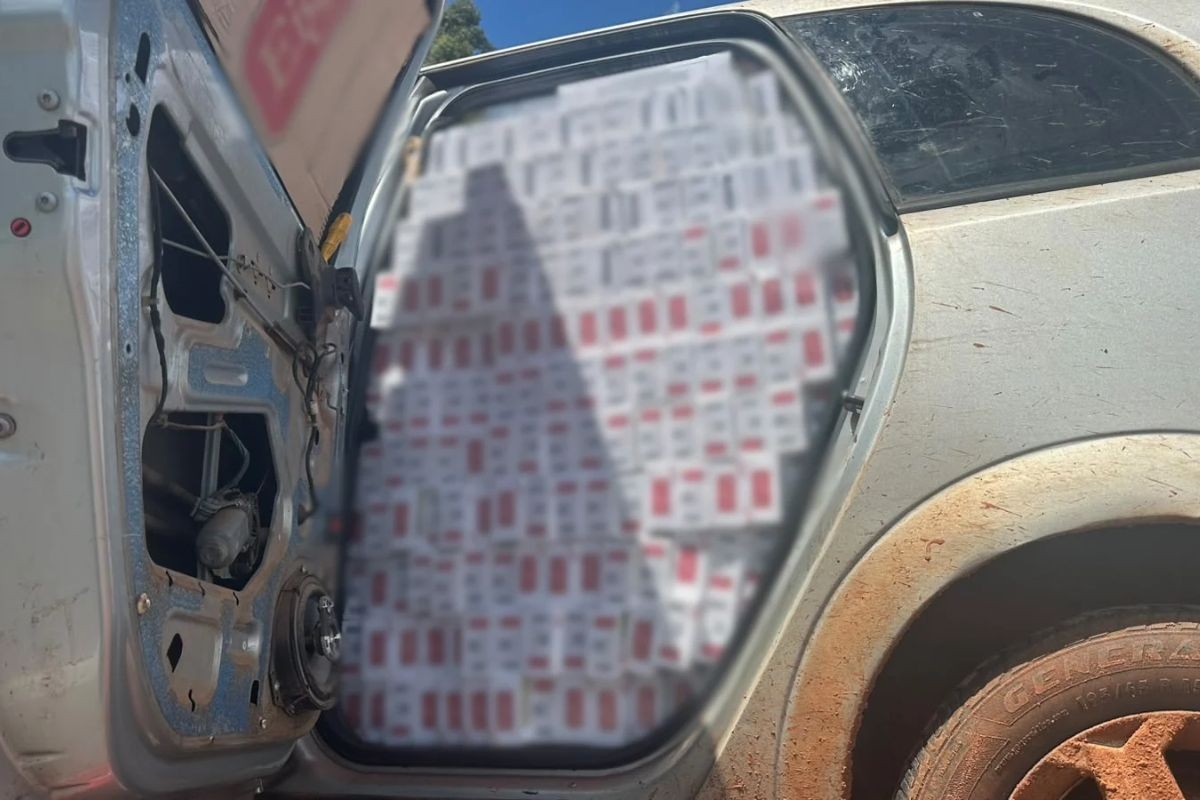 Motorista de 44 anos é preso com 22 mil maços de cigarros contrabandeados em Pirapozinho (SP)