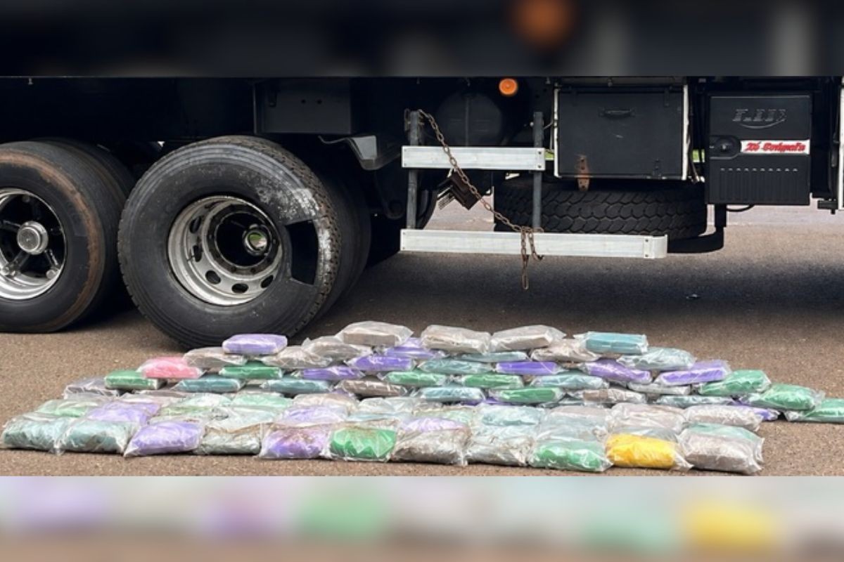 Polícia apreende 98 kg de cocaína, cigarros e mercadorias em três ações no interior de SP