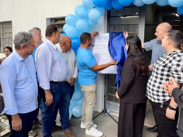 Prefeito Tupã participa da inauguração do Centro de Dia do Idoso, da Corrente do Bem