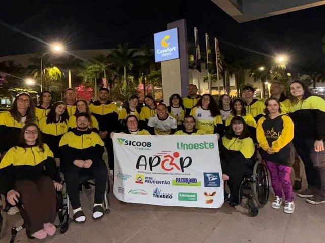 APOP/SEMEPP brilha no campeonato paulista de paranatação com 59 medalhas e cinco troféus